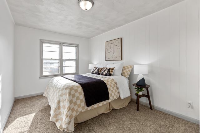 5430 E Pine St, Wichita, KS 67208