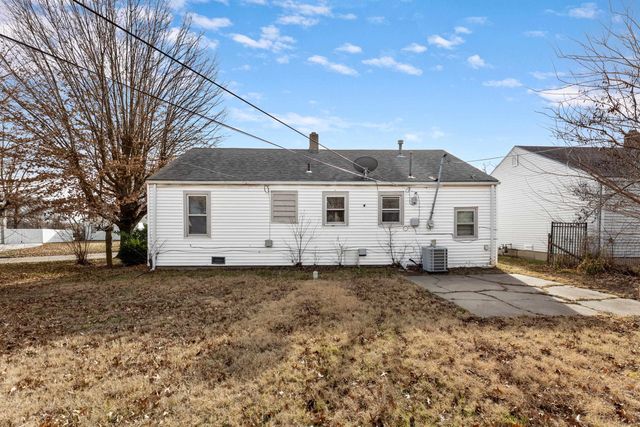 5430 E Pine St, Wichita, KS 67208