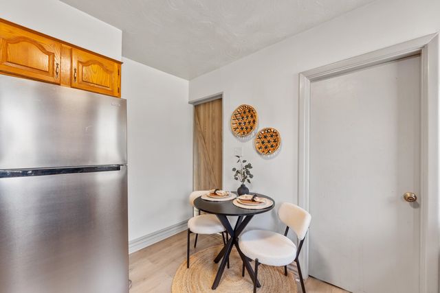 5430 E Pine St, Wichita, KS 67208