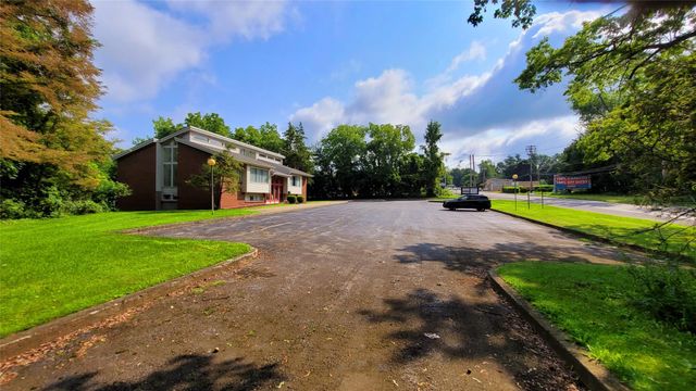621 RT 52, Beacon, NY 12508