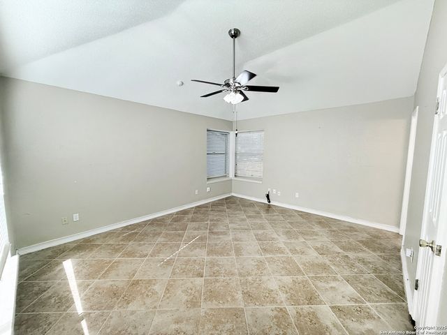 5221 Pond Lake, San Antonio, TX 78244