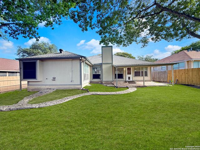 5221 Pond Lake, San Antonio, TX 78244