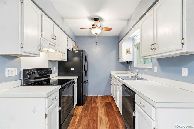 309 Windy Bluff, Flushing, MI 48433
