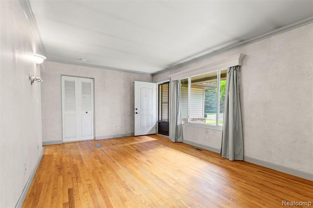 309 Windy Bluff, Flushing, MI 48433