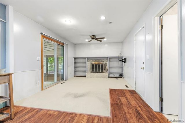 309 Windy Bluff, Flushing, MI 48433