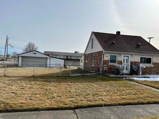 21228 Woodward, Clinton Township, MI 48035