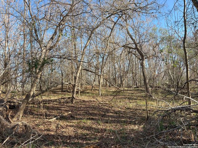 908 COUNTY ROAD 5711, Castroville, TX 78039