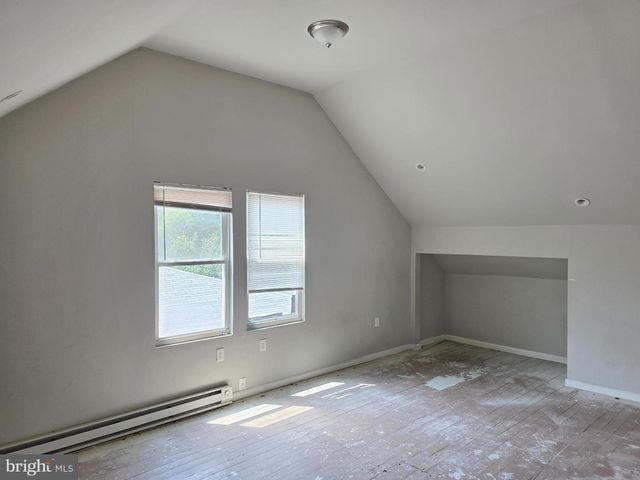 62 MAIN ST, Roebling, NJ 08554