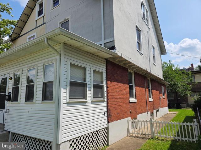 62 MAIN ST, Roebling, NJ 08554