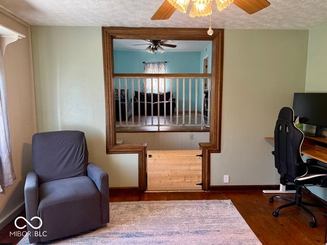 48 W Greencastle Road, Mooresville, IN 46158