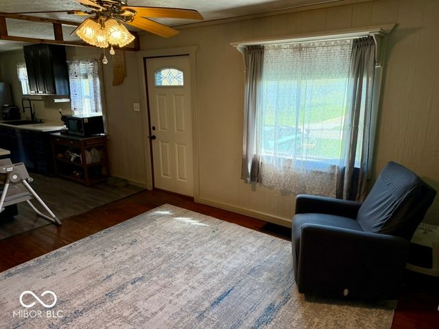 48 W Greencastle Road, Mooresville, IN 46158