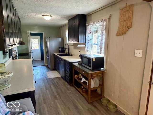 48 W Greencastle Road, Mooresville, IN 46158