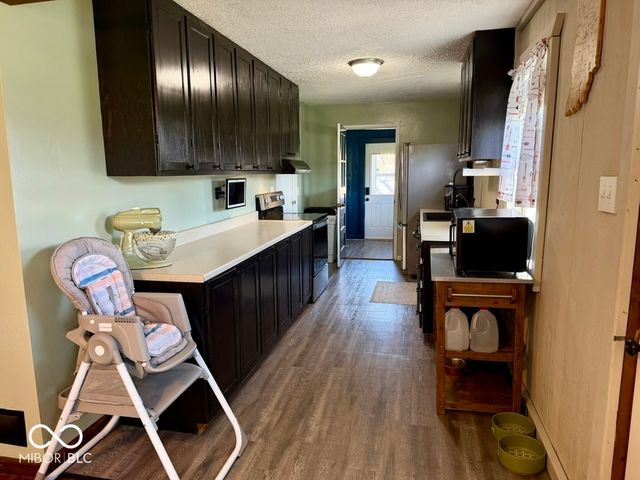 48 W Greencastle Road, Mooresville, IN 46158
