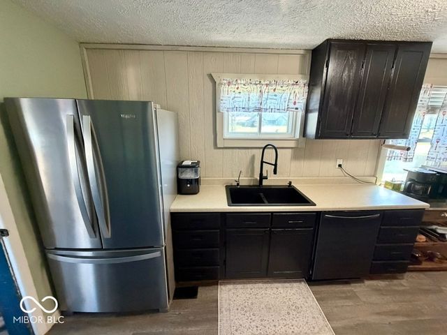 48 W Greencastle Road, Mooresville, IN 46158