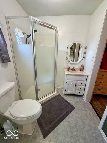 48 W Greencastle Road, Mooresville, IN 46158