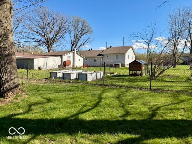48 W Greencastle Road, Mooresville, IN 46158