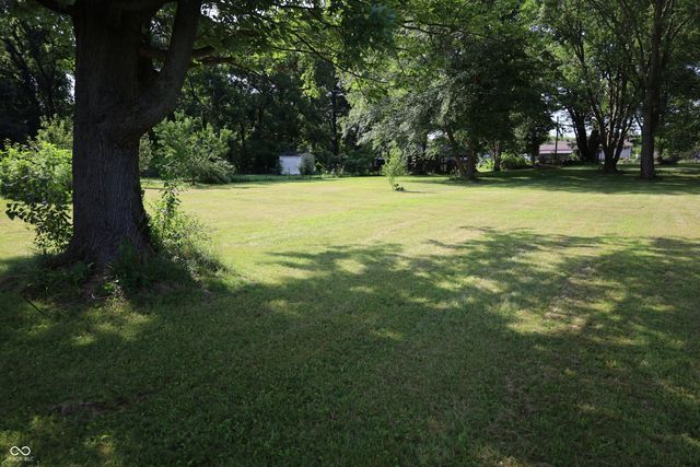 48 W Greencastle Road, Mooresville, IN 46158