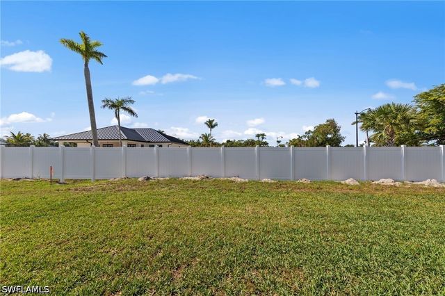 12349 Sweet Kiwi LN, Fort Myers, FL 33908