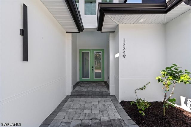 12349 Sweet Kiwi LN, Fort Myers, FL 33908