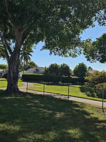 8290 Butterfield Lane, Boca Raton, FL 33433