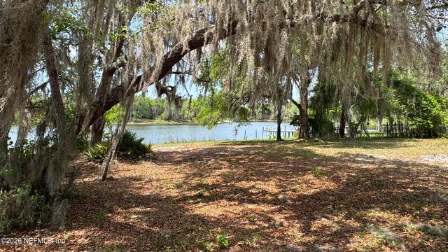 113 & 115 LITTLE HEWITT Lane, Interlachen, FL 32148
