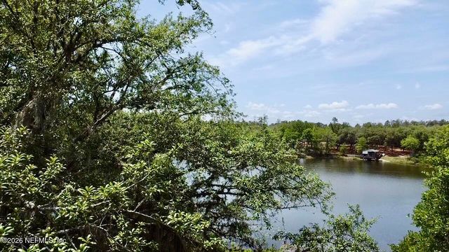 113 & 115 LITTLE HEWITT Lane, Interlachen, FL 32148