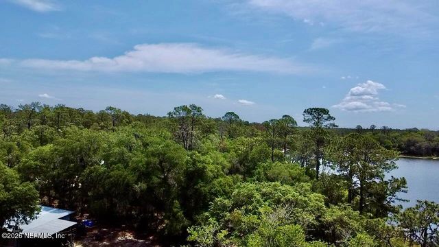 113 & 115 LITTLE HEWITT Lane, Interlachen, FL 32148