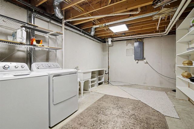 4023 Boulder Pond Drive, Ann Arbor, MI 48108