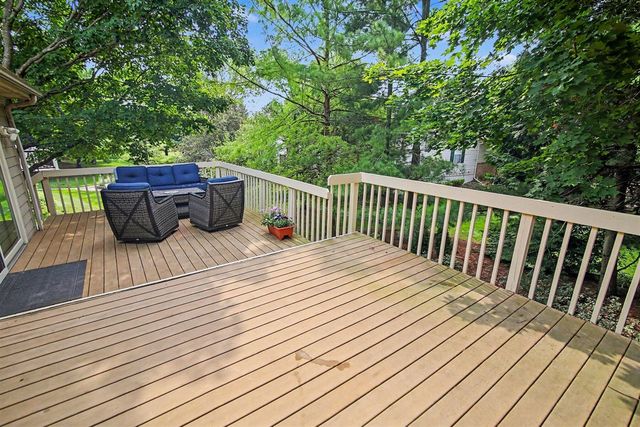 4023 Boulder Pond Drive, Ann Arbor, MI 48108