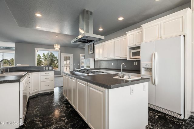 1618 Heron Cove Court, Gardnerville, NV 89410