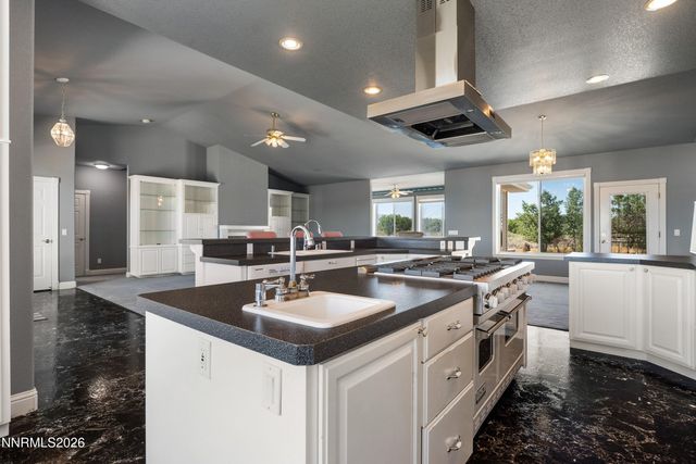 1618 Heron Cove Court, Gardnerville, NV 89410