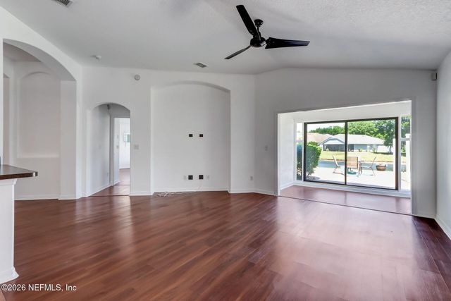 566 LONGMILL Lane, Orange Park, FL 32065