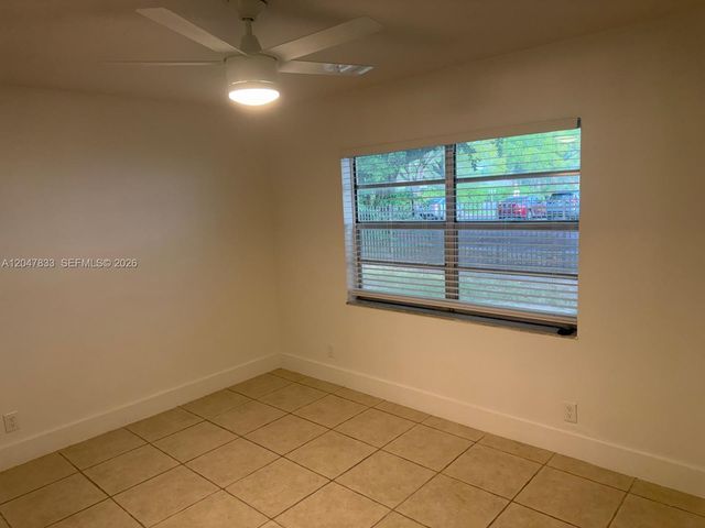 10116 Twin Lakes Drive 11C, Coral Springs, FL 33071