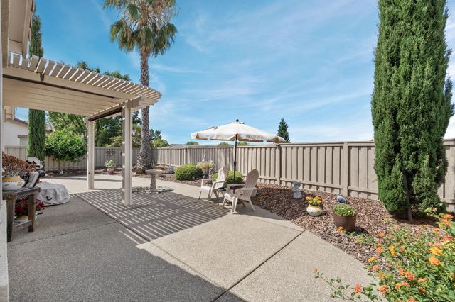 2060 Laurelhurst Ln, Lincoln, CA 95648