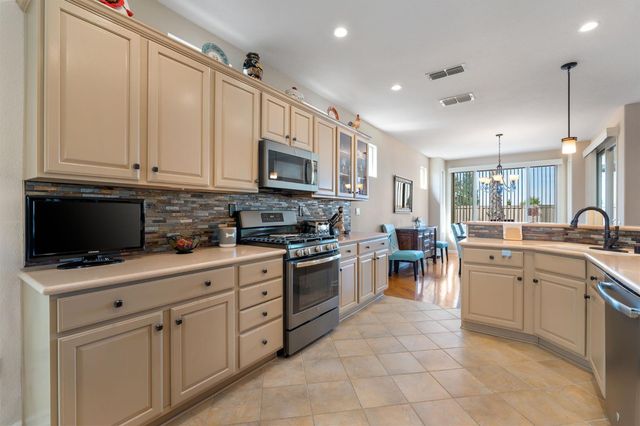 2060 Laurelhurst Ln, Lincoln, CA 95648
