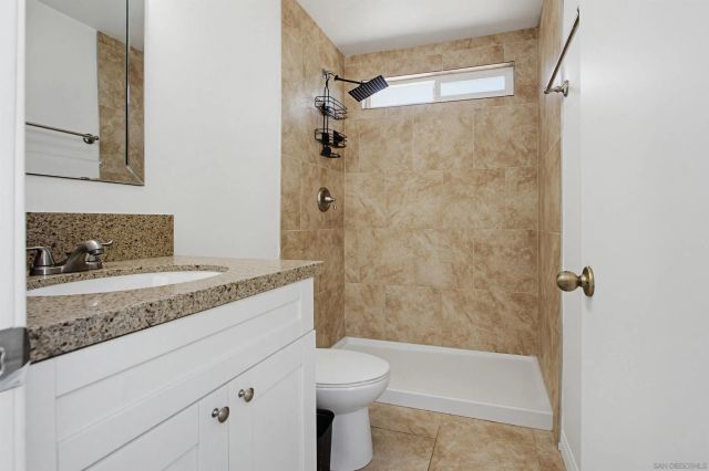 1261 Conway Dr, Escondido, CA 92027