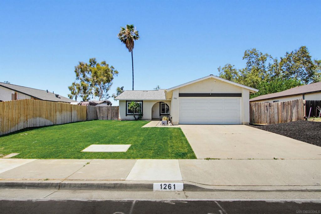 1261 Conway Dr, Escondido, CA 92027