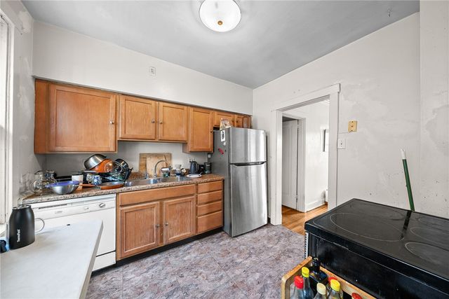 1822-1824 Shaw Ave, Squirrel Hill, PA 15217