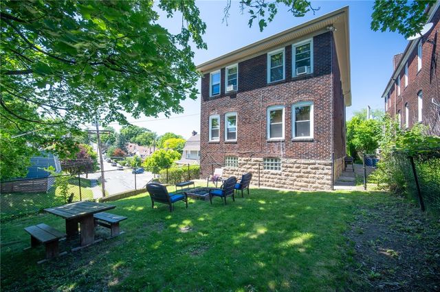 1822-1824 Shaw Ave, Squirrel Hill, PA 15217