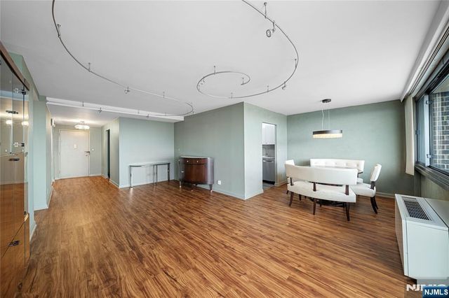 770 Anderson Avenue 14Q, Cliffside Park, NJ 07010