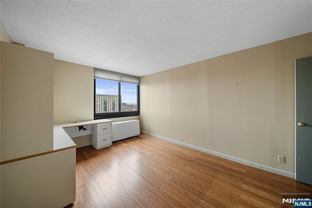 770 Anderson Avenue 14Q, Cliffside Park, NJ 07010