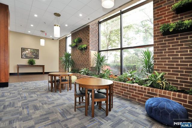 770 Anderson Avenue 14Q, Cliffside Park, NJ 07010