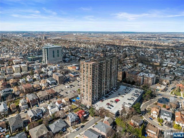 770 Anderson Avenue 14Q, Cliffside Park, NJ 07010