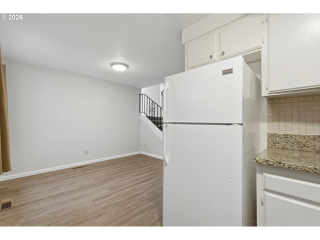 330 Se 50TH Ave D1, Portland, OR 97215
