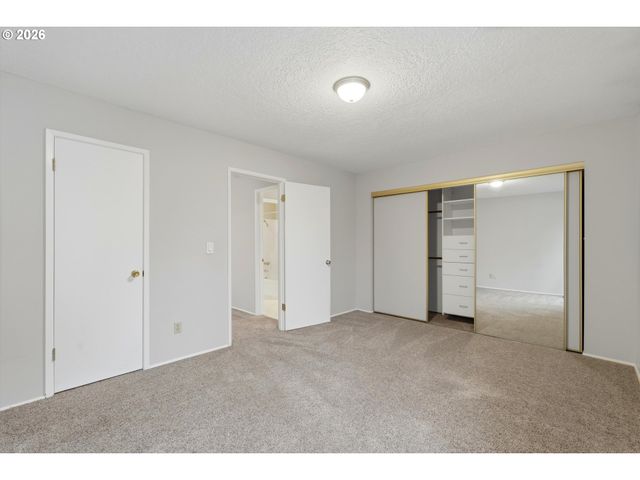 330 Se 50TH Ave D1, Portland, OR 97215