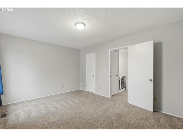 330 Se 50TH Ave D1, Portland, OR 97215
