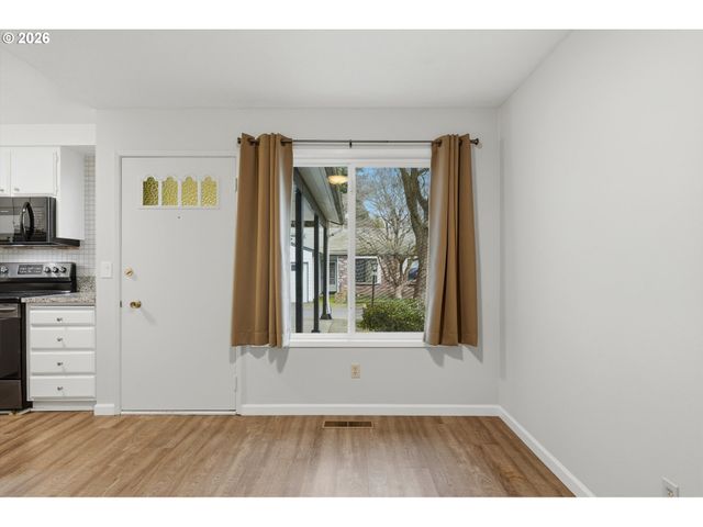 330 Se 50TH Ave D1, Portland, OR 97215