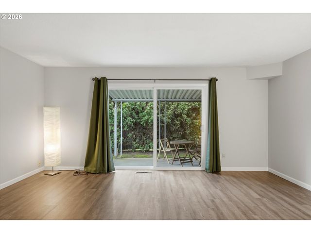 330 Se 50TH Ave D1, Portland, OR 97215