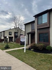 7105 SPLIT RAIL LN, Laurel, MD 20707