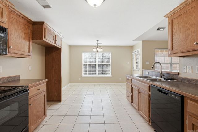 3609 Winfield Dr, Benton, AR 72015